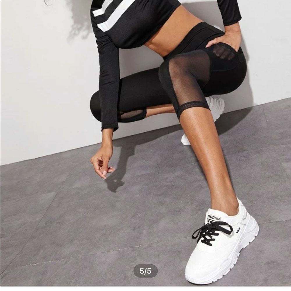 🖤 SHEIN Mesh Insert Cropped Leggings 🖤 - Picture 5 of 10